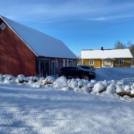 Skog Fegen Naera Ullared Villa Kültér fotó