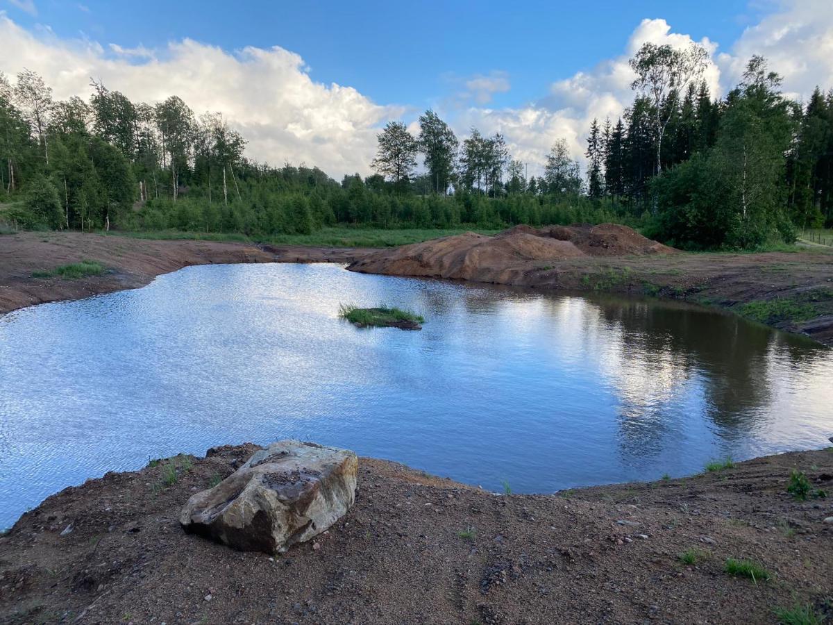 Skog Fegen Naera Ullared Villa Kültér fotó