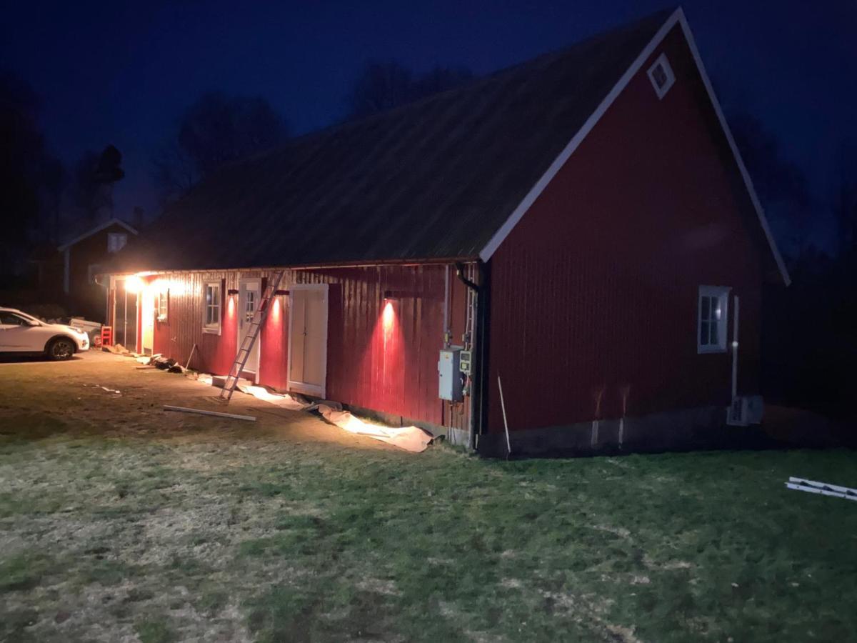 Skog Fegen Naera Ullared Villa Kültér fotó